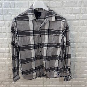 American Eagle Long Sleeve Flannel Size Medium